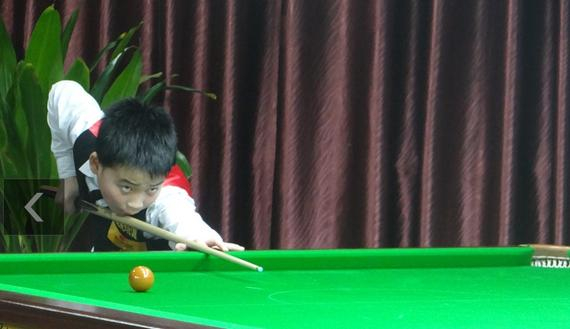 年轻才俊 年轻才俊