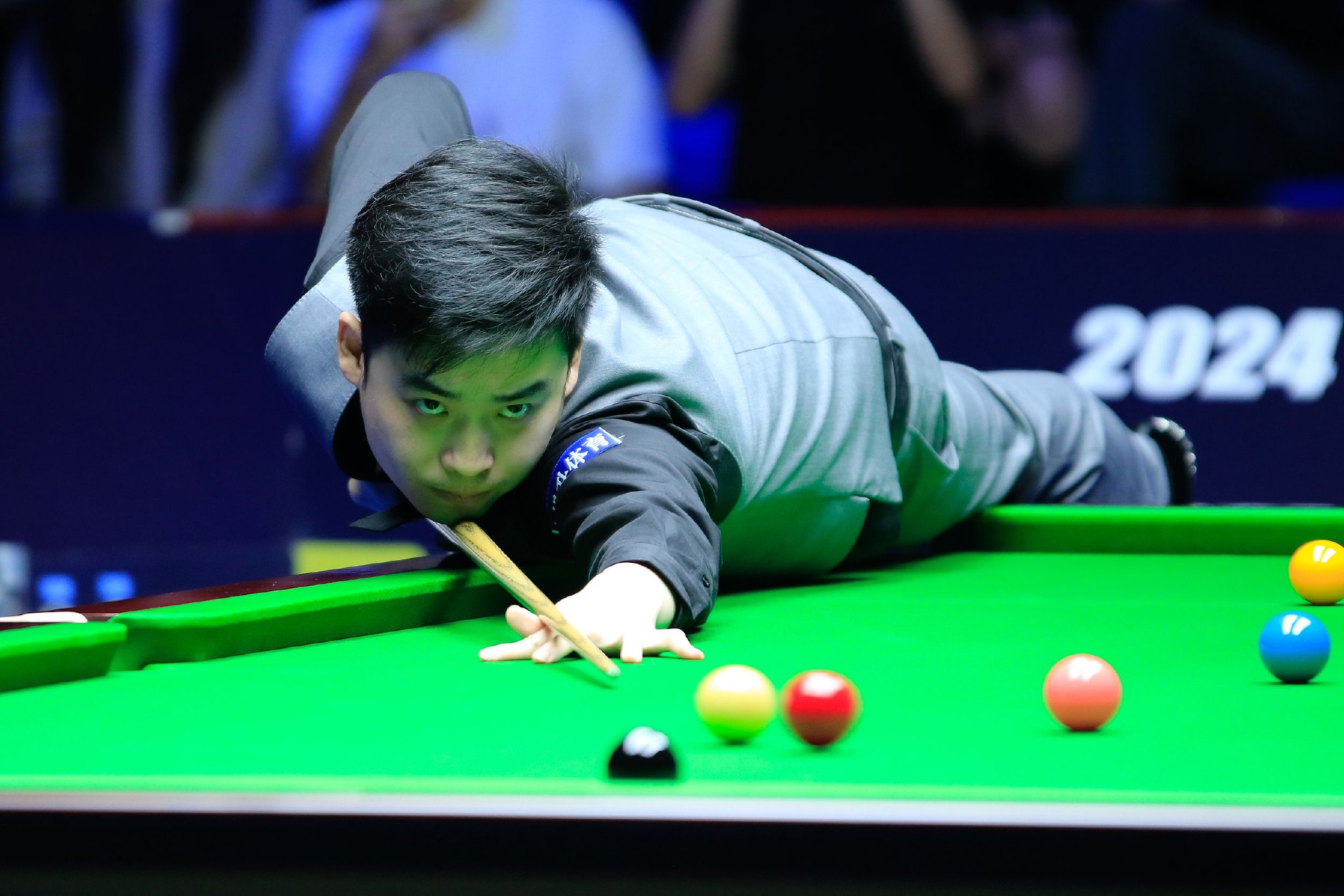 全面较量 全面较量